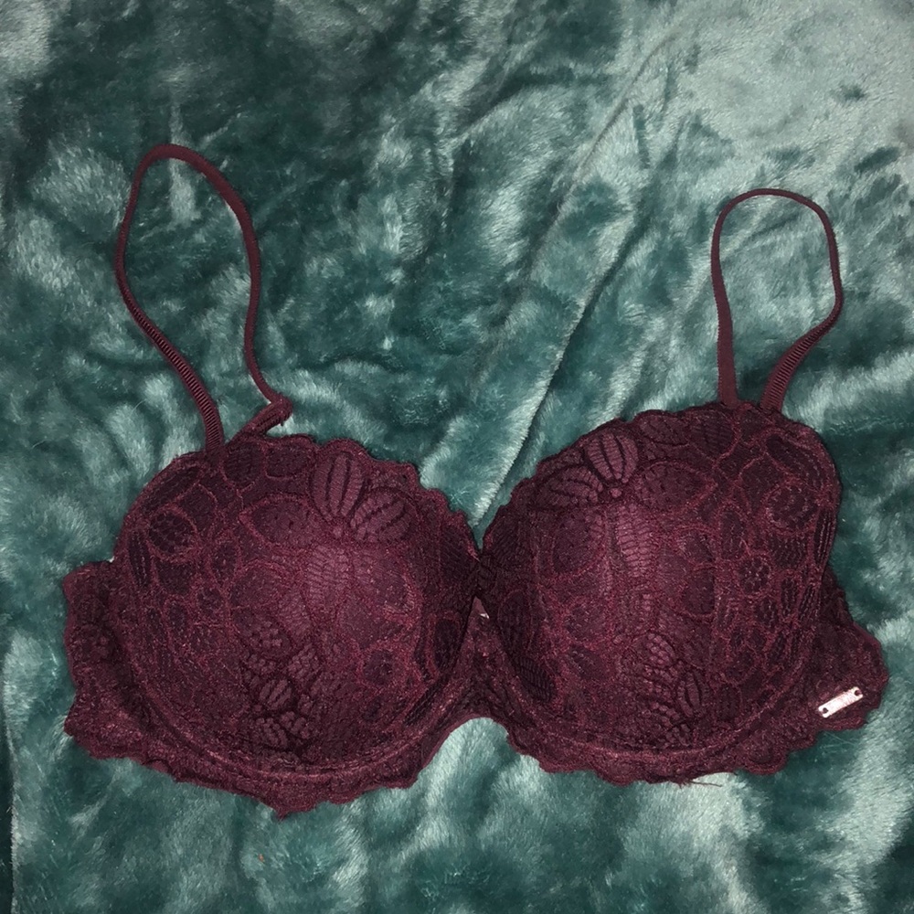 Pink-flowery lace Victoria secret bra